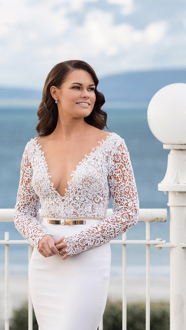bride portrait galway bay hotel - wedding dress tips